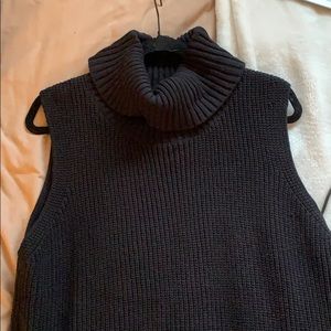 Sleeveless Turtle Neck Sweater